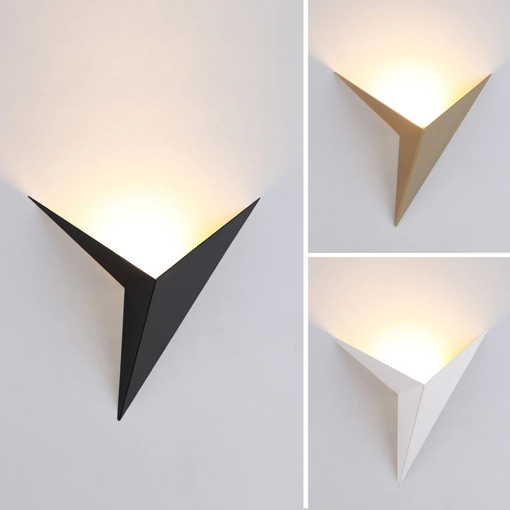 Applique murale design à led en triangle métal - Difra