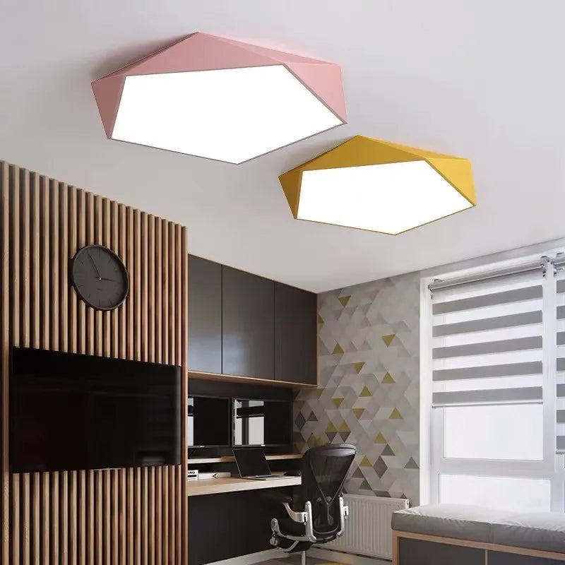 Plafonnier design led géométrique de couleur - Solux