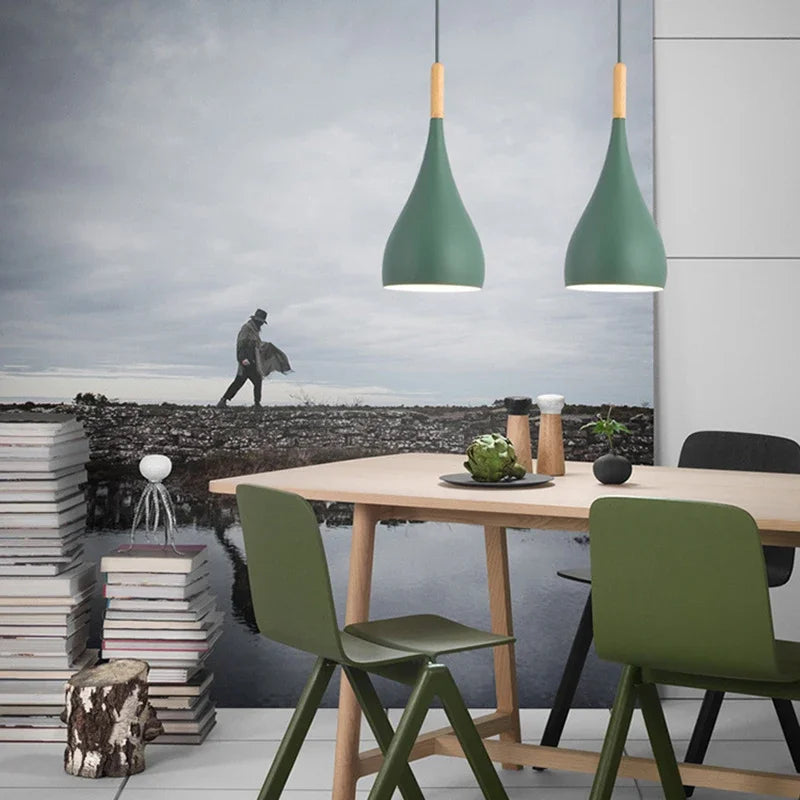 Suspension led en métal coloré et baton en bois - Gamma