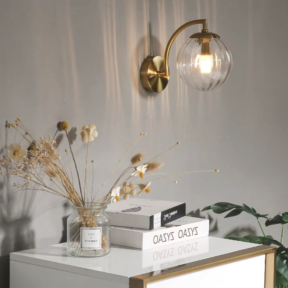 Applique murale led doré avec boule en verre fumé - Track